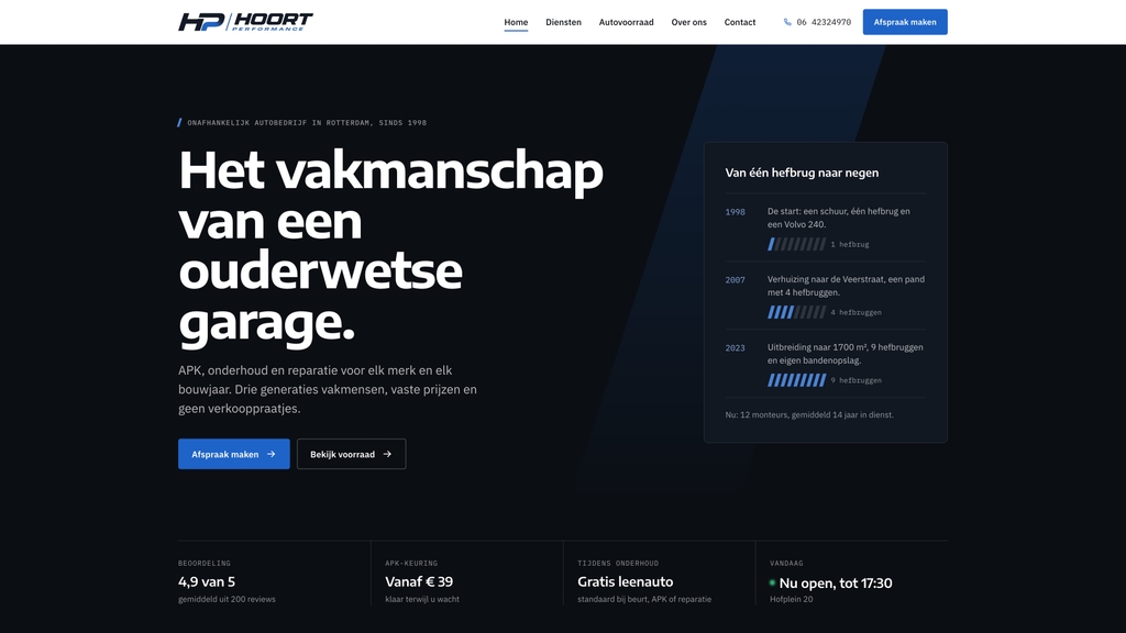 Homepage in de stijl Donker en strak, dezelfde inhoud in een eigen huisstijl