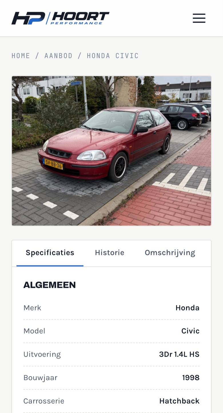 Detailpagina van een auto met foto en specificaties op mobiel